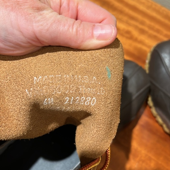 L.L. Bean Boots NWOT 6M - Picture 6 of 8